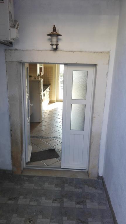 Apartment Deni Lumbarda Exterior photo